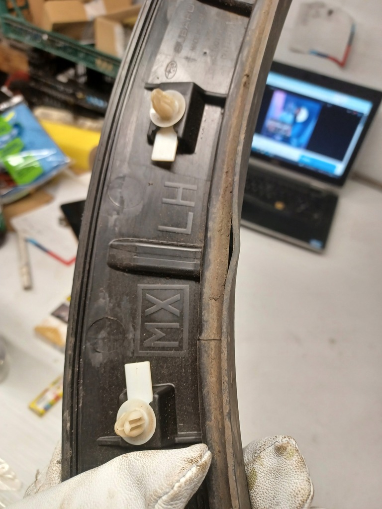 фото №9, Subaru xv i lift молдинг крила ліва перед передня c10010063