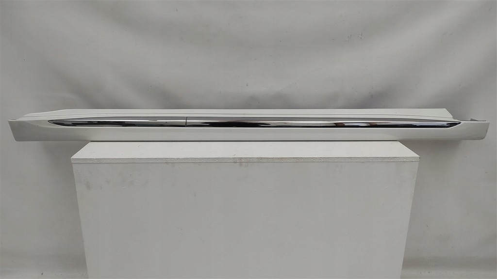 фото №1, Молдинг поріг права mitsubishi outlander 3 phev