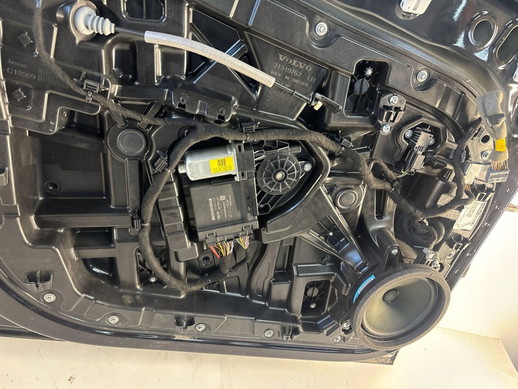 фото №10, Повний двері передні перед ліва volvo xc90 ii