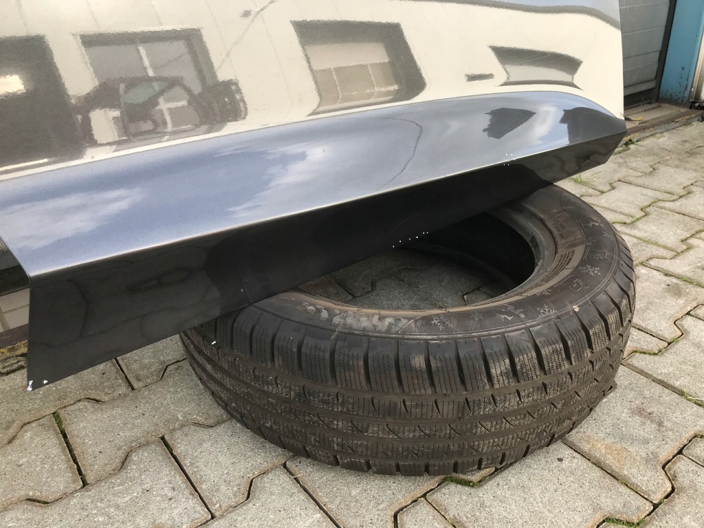 Дверь правый  передок  правое  передние ford fiesta mk8 5d 17- 2017- цвет qh Киев