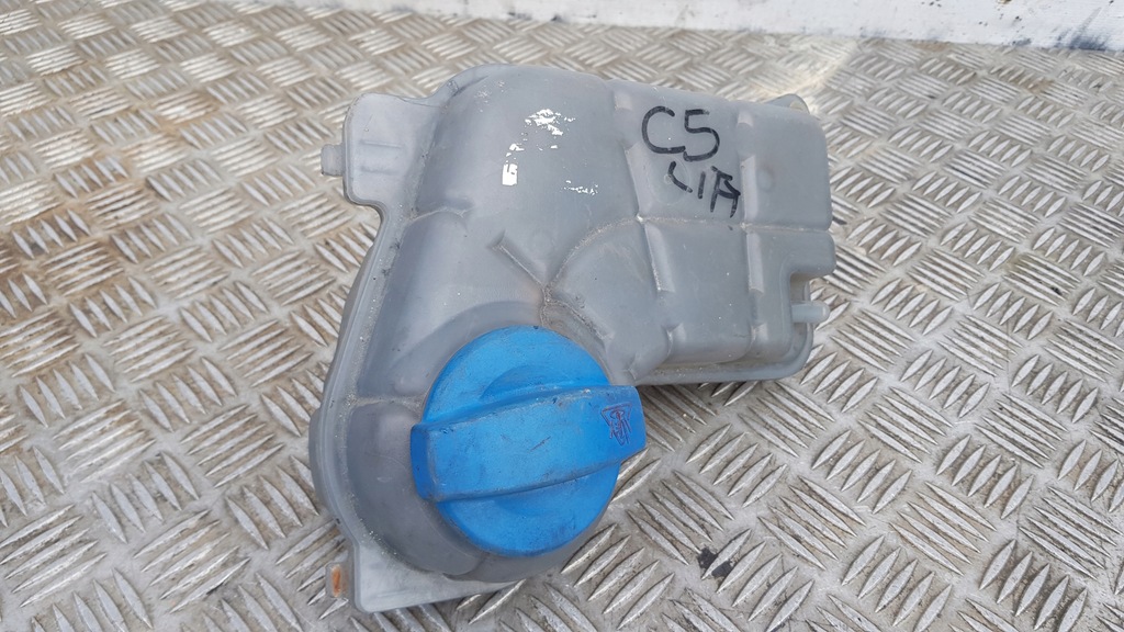 фото №12, Audi a6 c5 a4 b6 b7 бачок розширювальний кришка 8e0121403