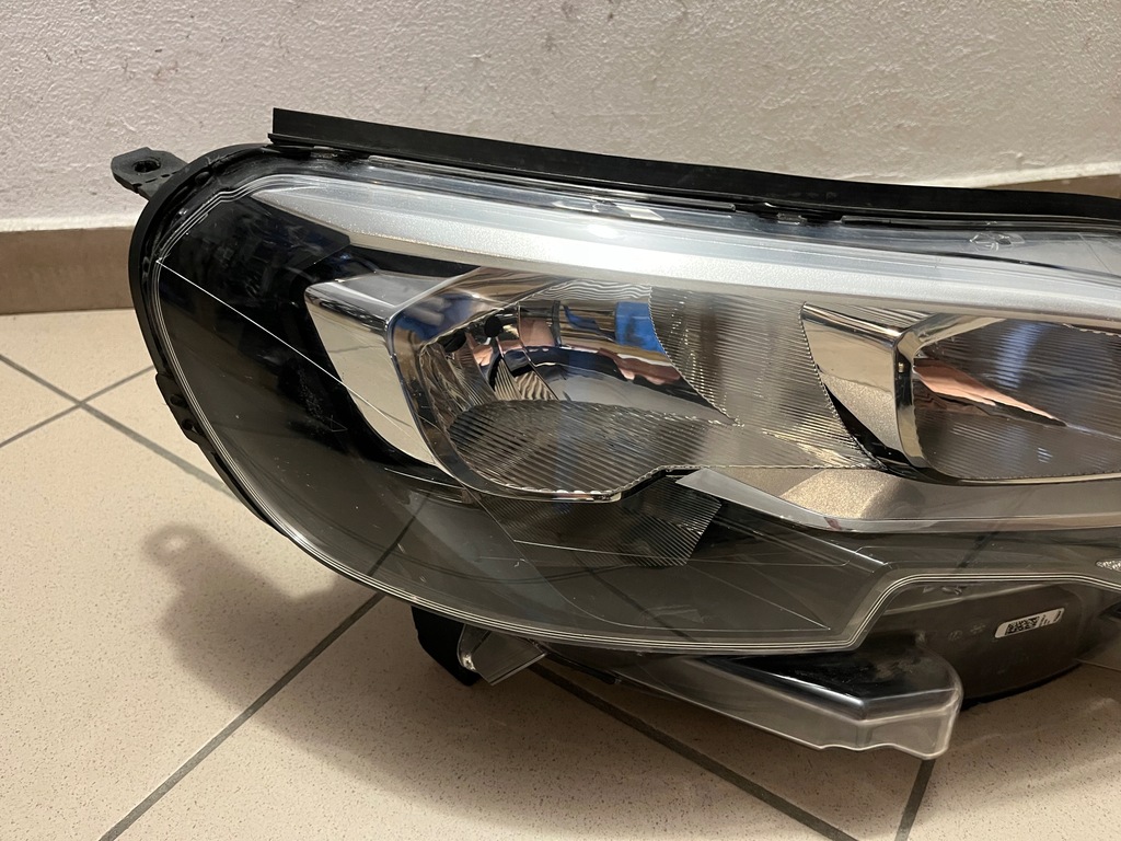 фото №12, Peugeot expert iii 3 traveller 16- лампа передняя перед правая 9808572580