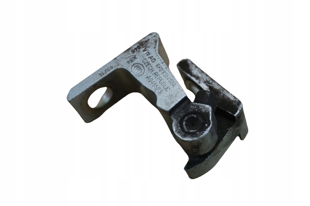 фото №1, Петля двері vw audi skoda 8k0831402a