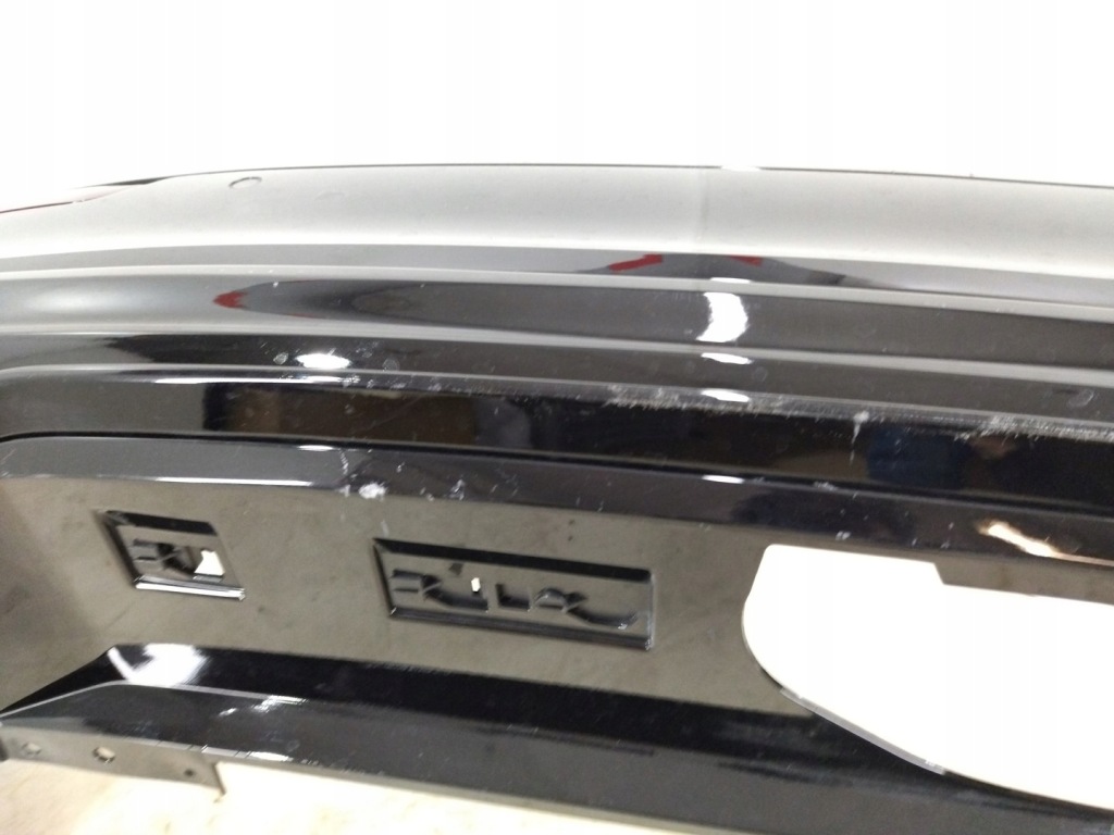 фото №11, Бампер задний задняя 4pdc pod радар pod hak hand free 019 black volvo s60 iii