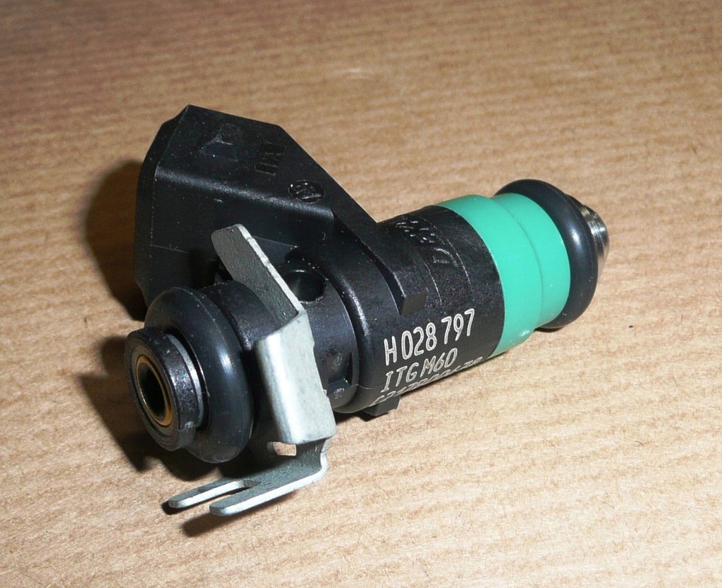 фото №3, Форсунка renault megane ii scenic ii 2.0 16v 8200028797 оригинал