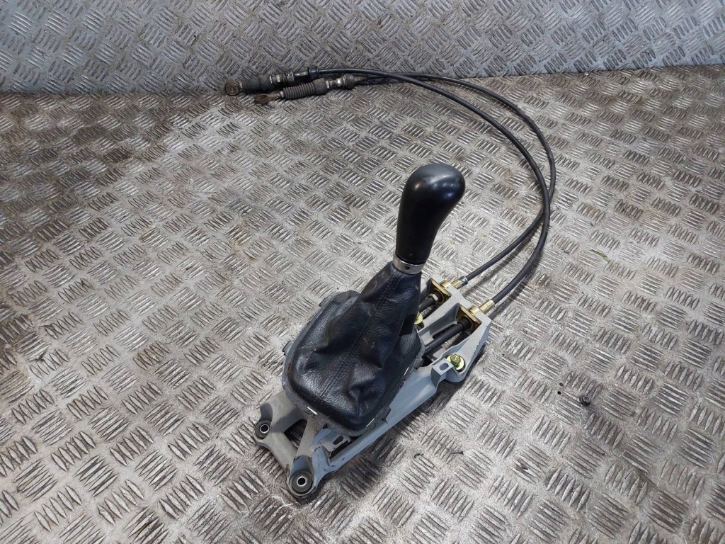Купити Куліса перемикання передач + троси toyota avensis t22 рестайлінг