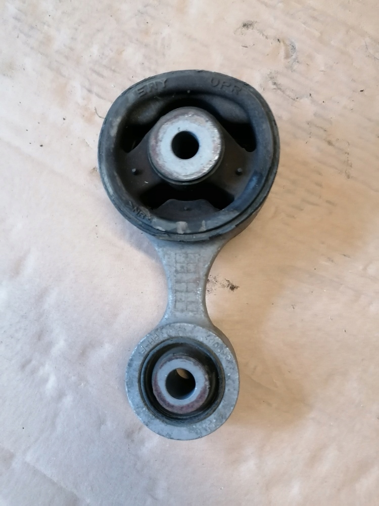 фото №1, Honda cr-v iv 1.6 кронштейн подушка двигателя