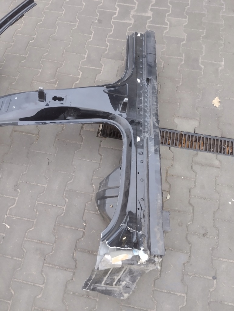 фото №4, Porsche taycan cross блок двигателя с порог правый