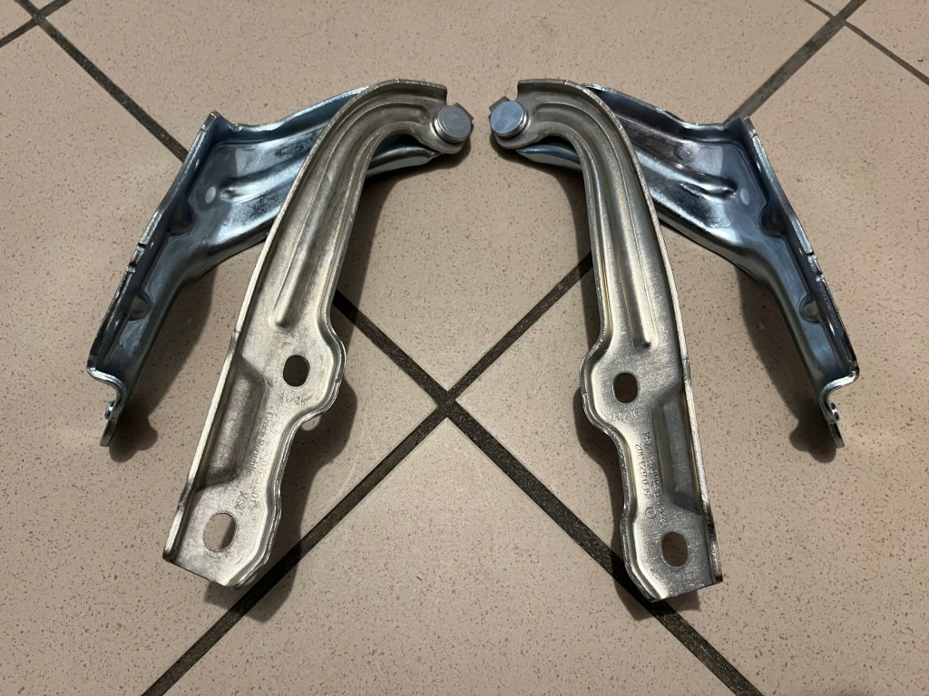 фото №12, Петля капот передней skoda octavia iii 2013-2020