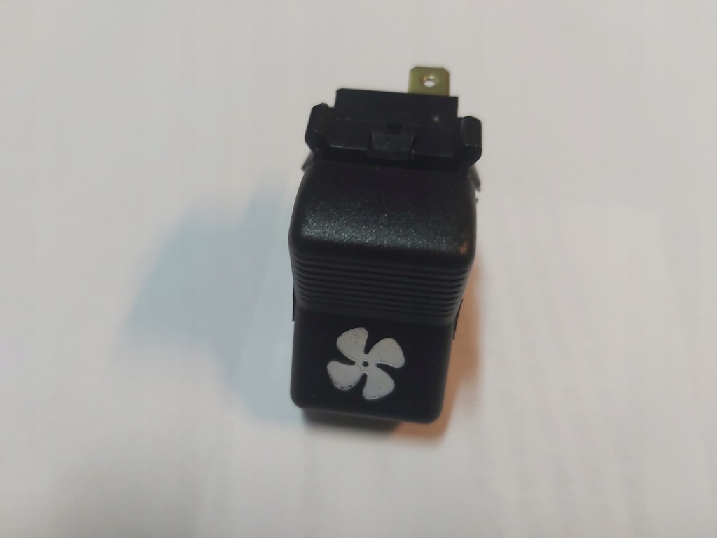 фото №1, Fso polonez переключатель клавиша вентилятора lublin