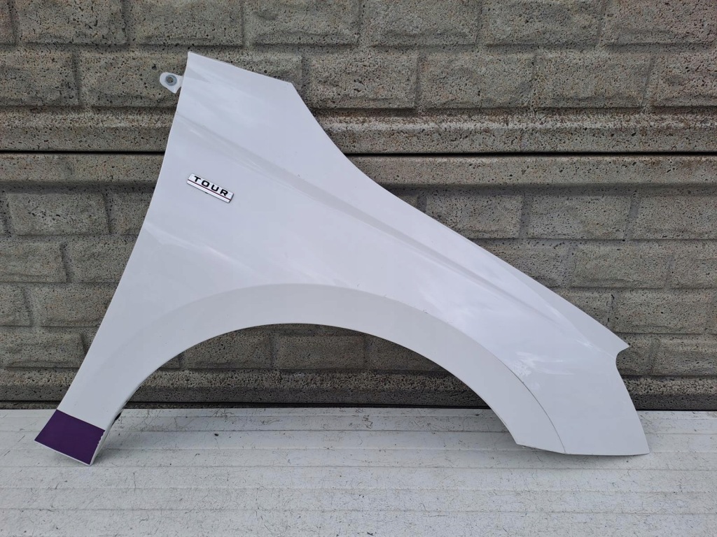 фото №1, Skoda fabia 4 iv 22- крыло правый передний оригинал