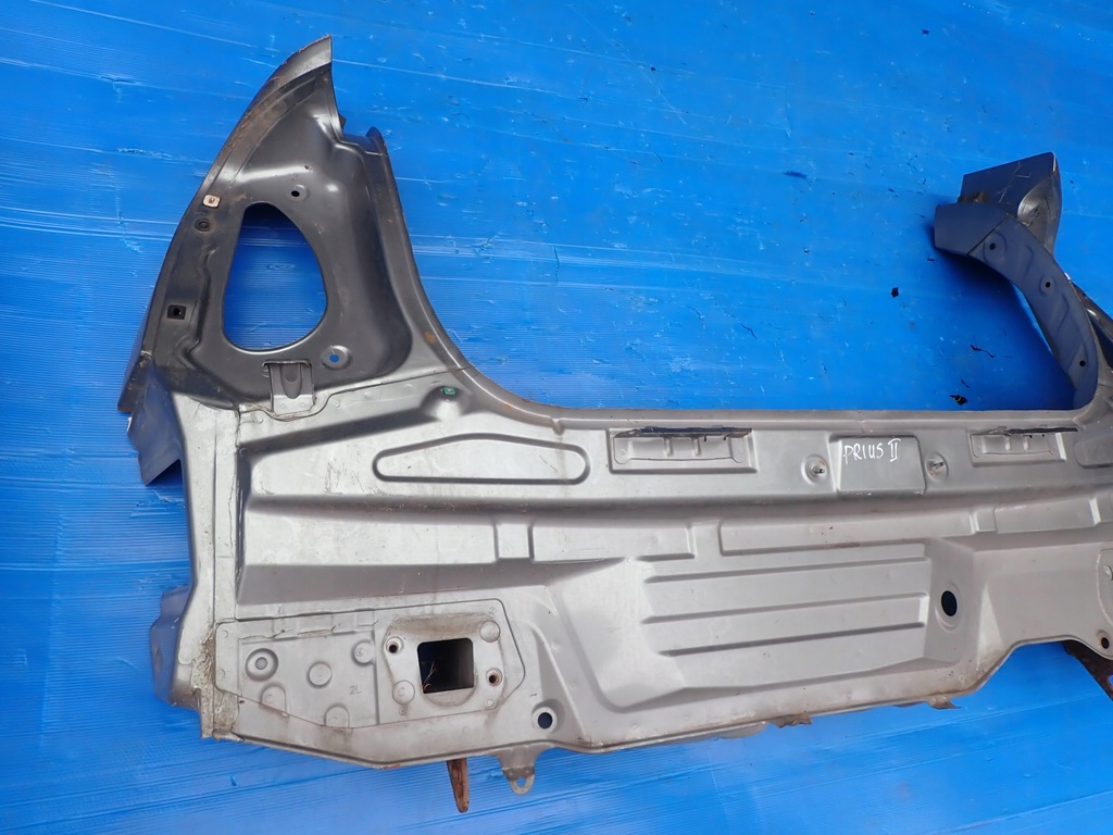 фото №3, Toyota prius ii 03-09 pas задний