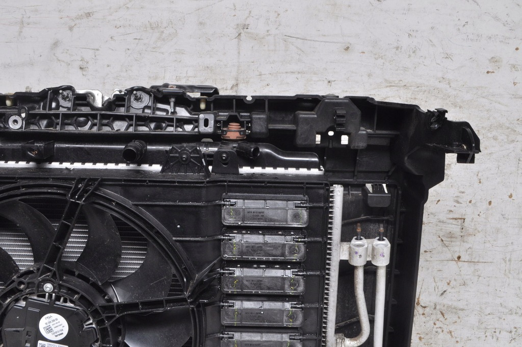 фото №10, Citroen c4 iii e-c4 136km pas передний комплект 9823718480 / 9826929880