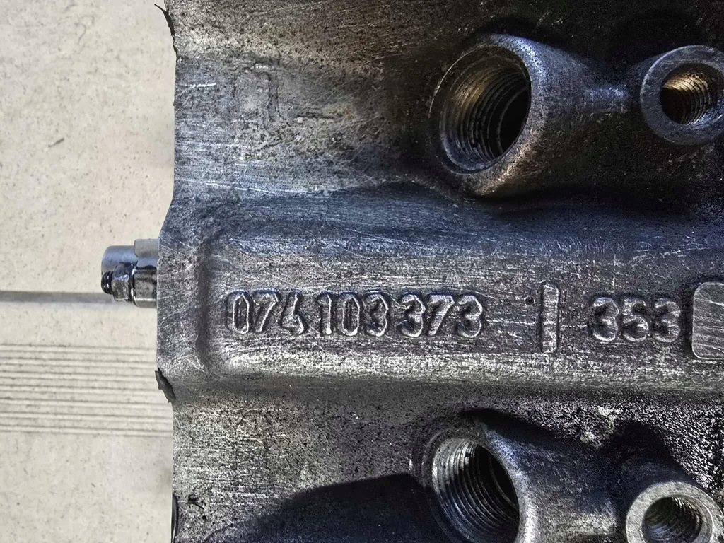 фото №5, Головка vw t4 transporter multivan 2.4d 2.4td 074103373 aab