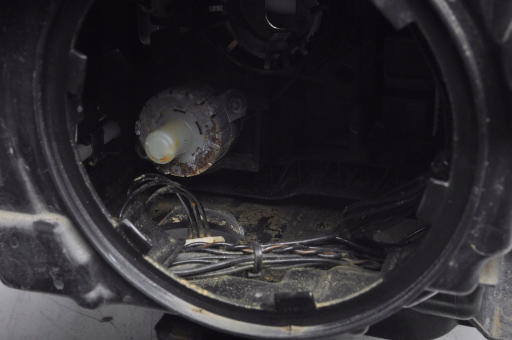 фото №11, Porsche macan лампа левая передняя 15r anglik czytaj описание!