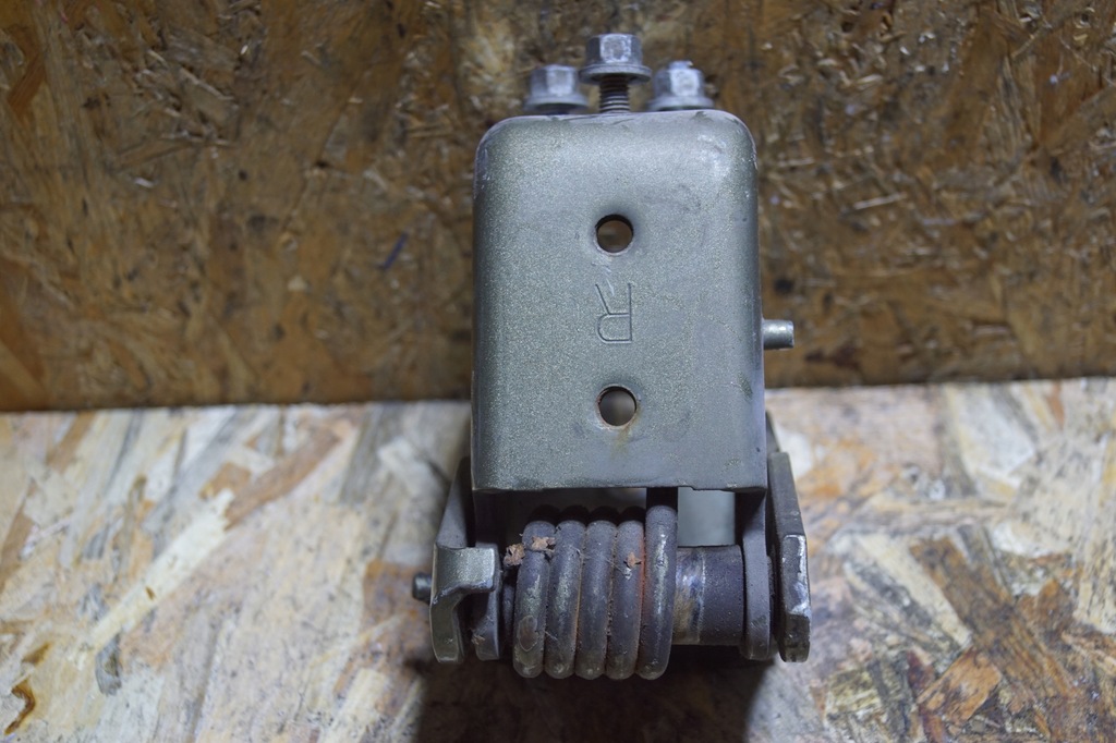 фото №6, Петля капот правий hummer h2