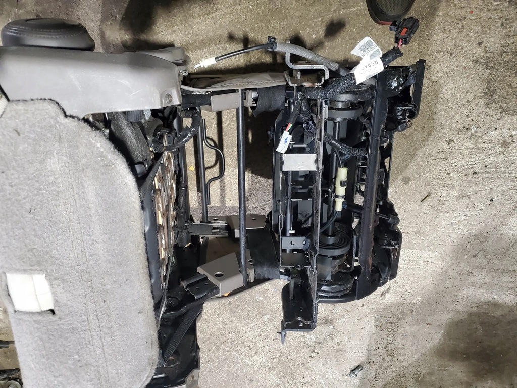 фото №8, Chrysler pacifica 2017 задня сторона права сидіння, сидіння