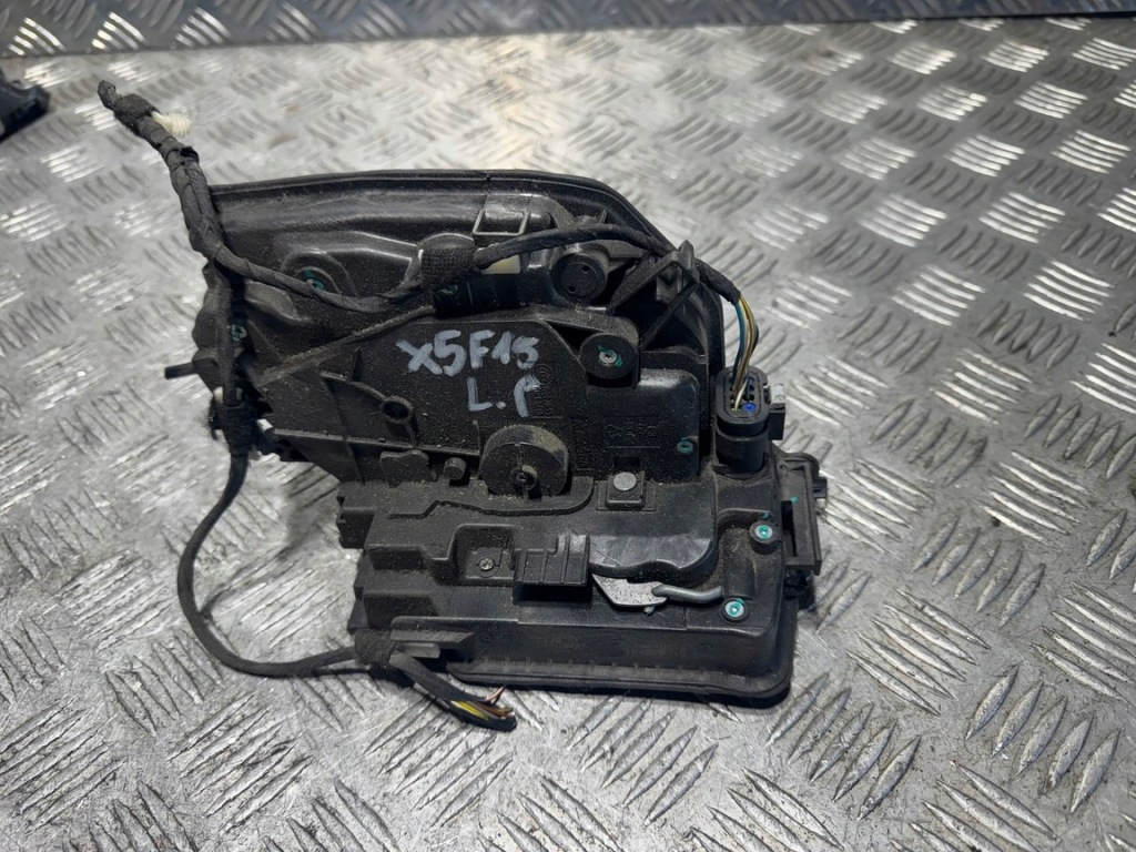 фото №1, Bmw f15 x5 f16 x6 замок ручка дверь левый перед 7362781