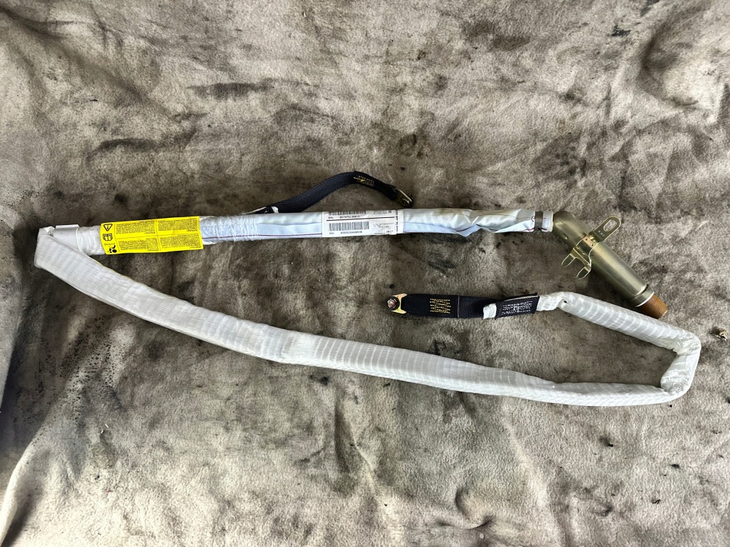 фото №1, Шторка безпеки подушка безпеки права bmw e46 compact 85707513001d