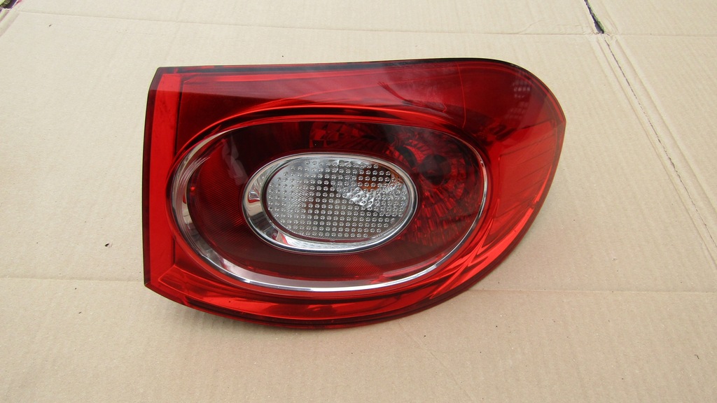 фото №1, Vw tiguan 5n лампа правая задняя polecam