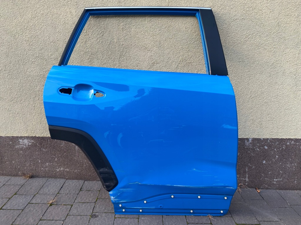 фото №1, Toyota rav4 v 5 19- дверь правое задние задняя