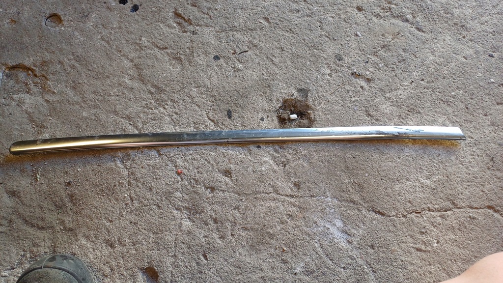 фото №1, Ford mondeo mk4 kombi молдинг двері права задня