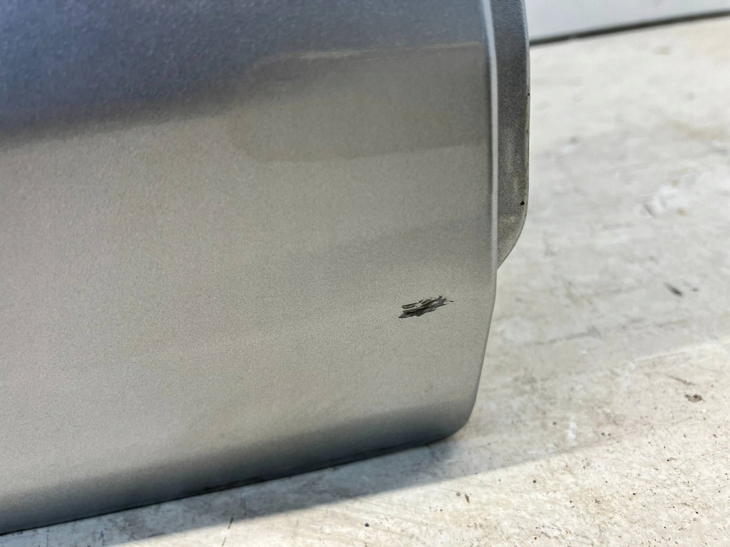 фото №12, Corolla e21 kombi дверь задние правый задняя полный 1l0 царапины