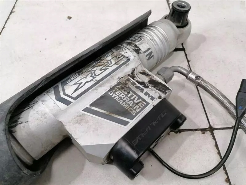 фото №6, Dodge ram mk5 1500 trx shock абсорбер rear 68432491ac blackhawk e2