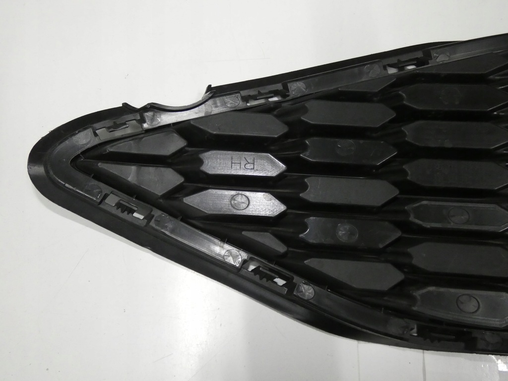 фото №11, Решётка бампера правая hyundai i-30 n lift 473.