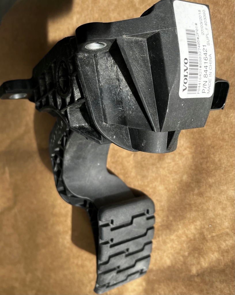 фото №1, Оригинальный педаль газа потенциометр volvo fh 4 fh 16 fm