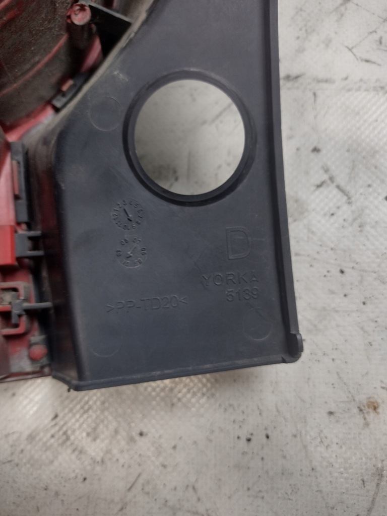 фото №11, Лампа права задня renault modus