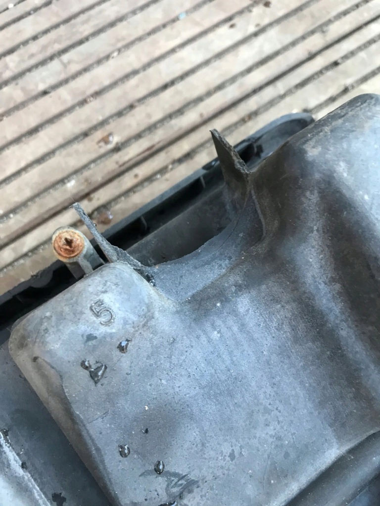 Накладка кришка верхній двигуна vw 1.4 mpi 030129607as Оригінал