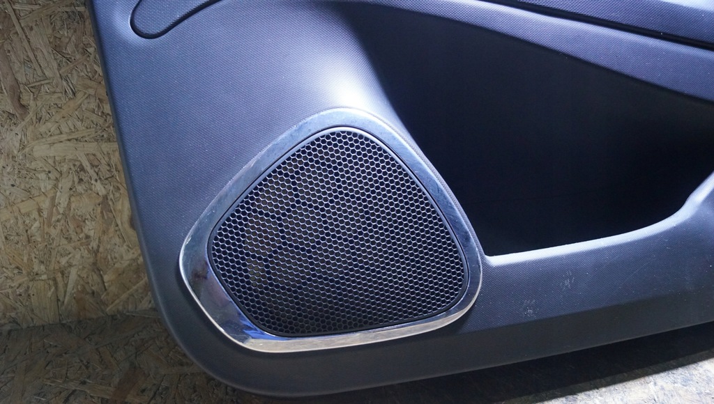 фото №5, Обшивка дверь правый перед renault captur i