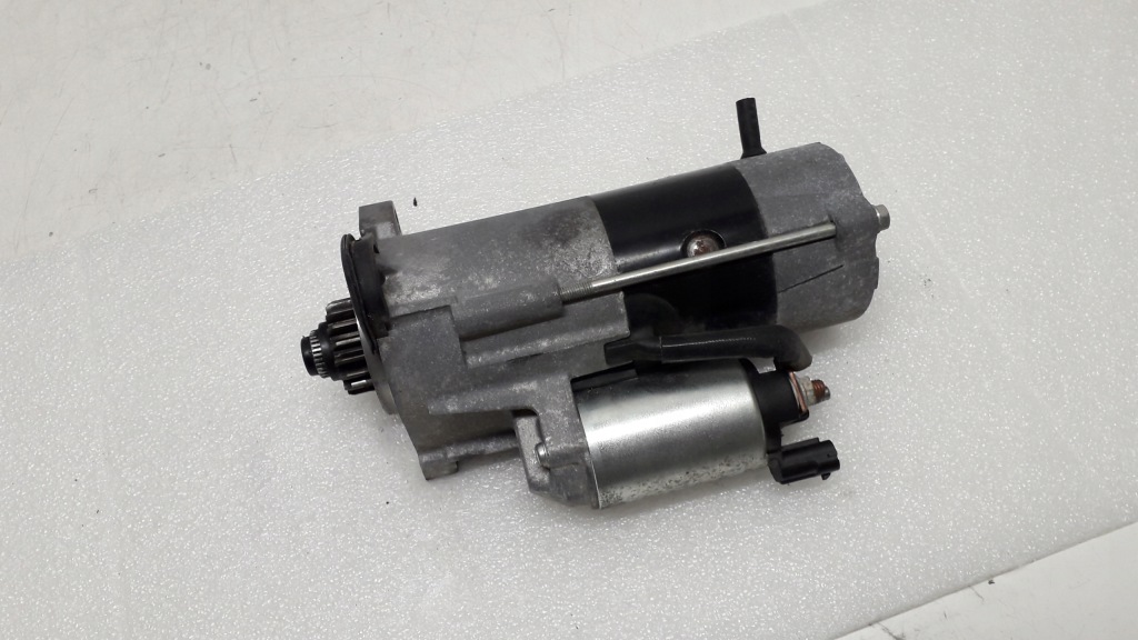 Купити Opel insignia b 1.5t стартер 12680617