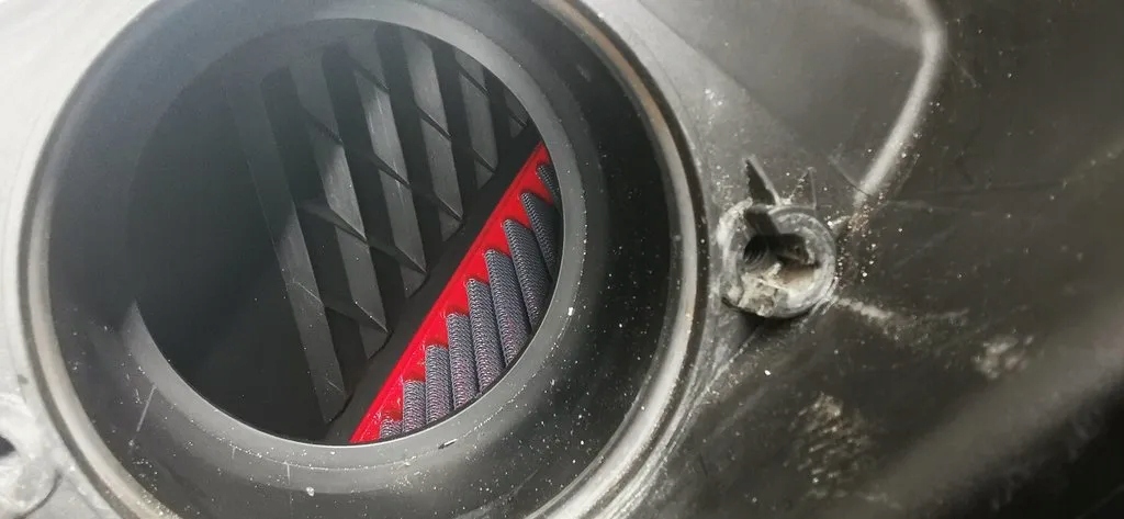 фото №10, Bmw 1 e87 корпус фильтра воздуха bmc 2.0 d