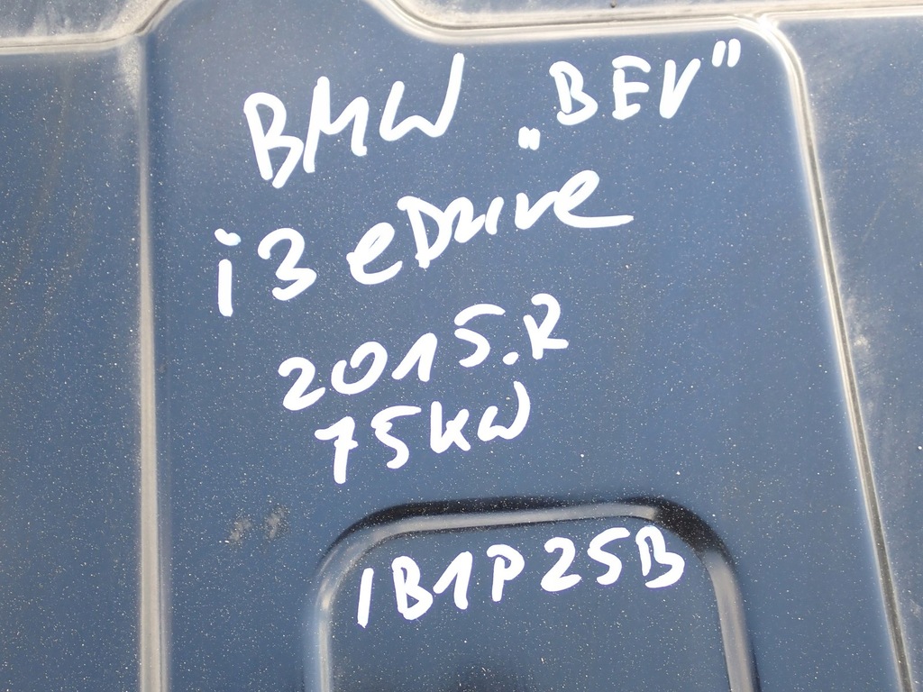 фото №13, Акумулятор акумулятор 60 ah 2353644 bmw i3 оригінал 15r