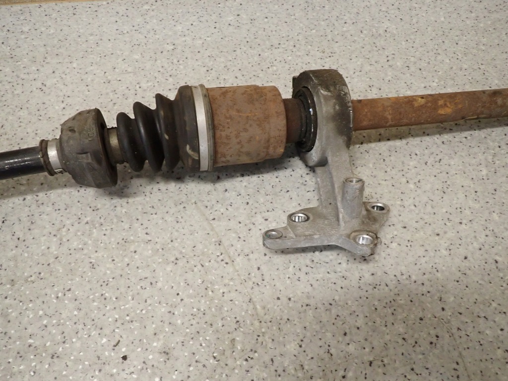 фото №4, Mitsubishi lancer vii 2.0 04- привідний вал права підпора