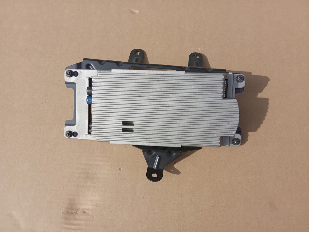 фото №4, Bmw f10 f11 seria 5 - усилитель тюнер радио