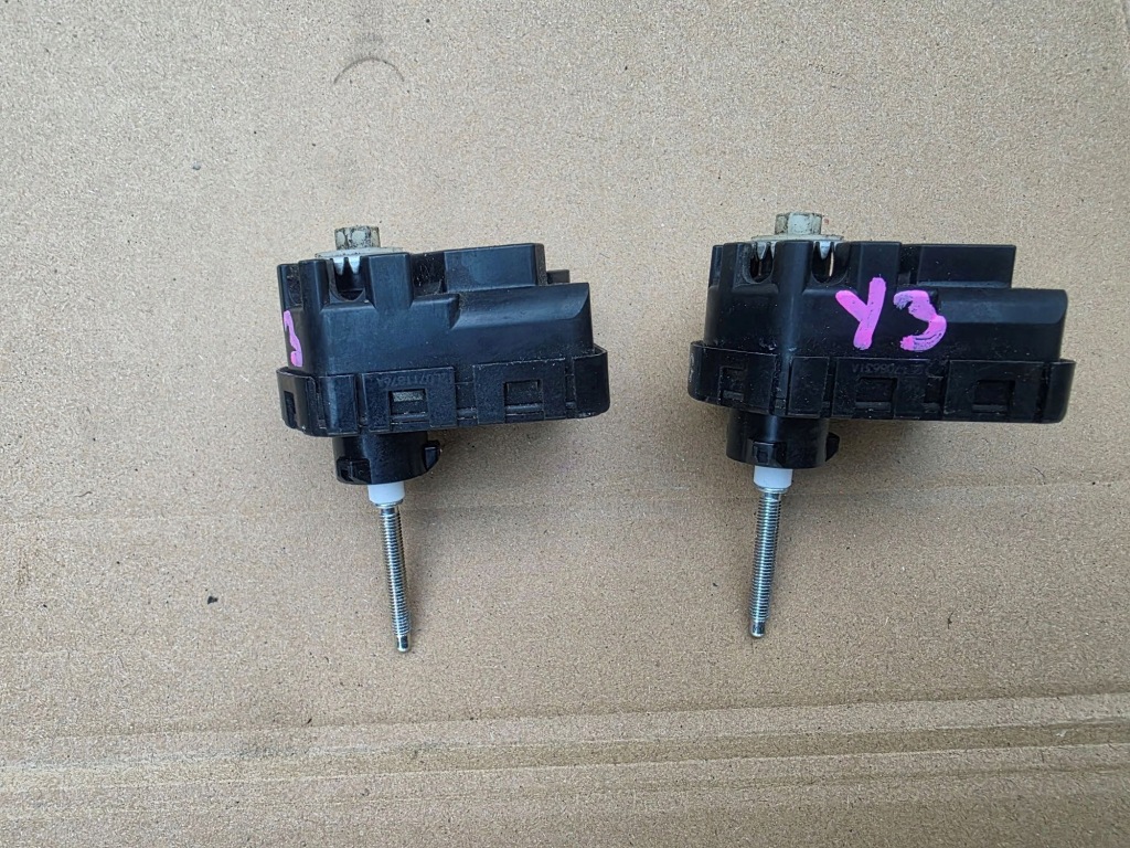 фото №1, Моторчик регулировки лампы перед toyota yaris iii