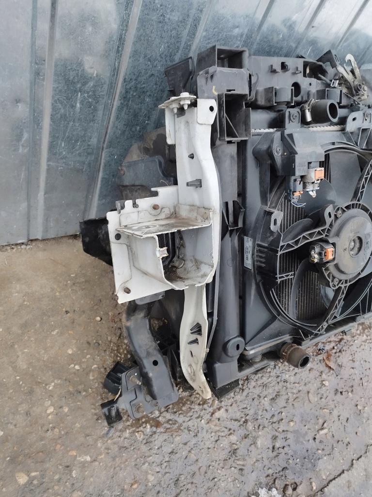 фото №12, Pas передний балка радиатор вентилятор citroen ds3 c3 ii 1,6 b 9677952180