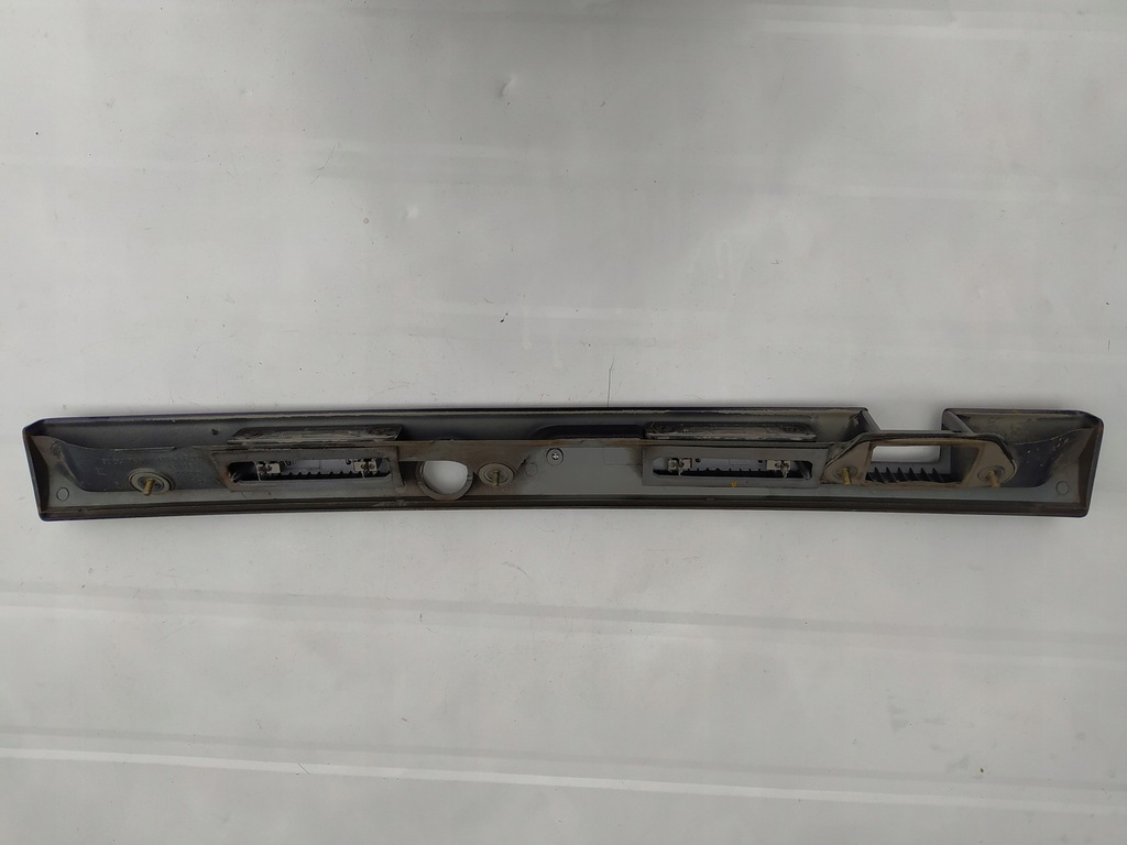 фото №8, Молдинг накладка накладка крышки задний - opel astra f