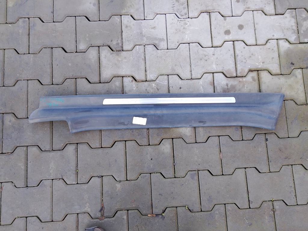 фото №1, Audi молдинг поріг накладка поріг права 890853492