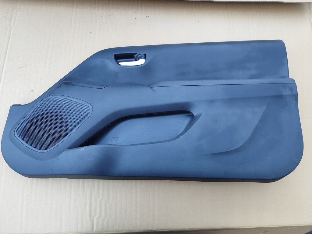 фото №1, Toyota aygo 2018r 3d обшивка дверь правых