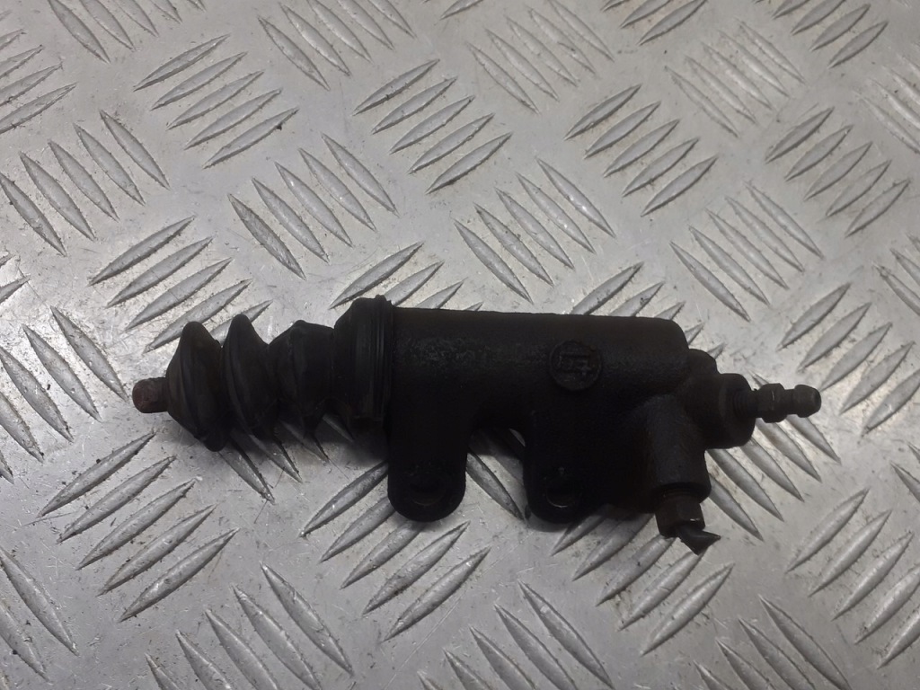 фото №1, Помпа зчеплення toyota corolla e11 1.6