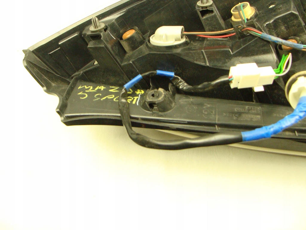 фото №13, Лампа ліва задня led mazda 5 lift sport