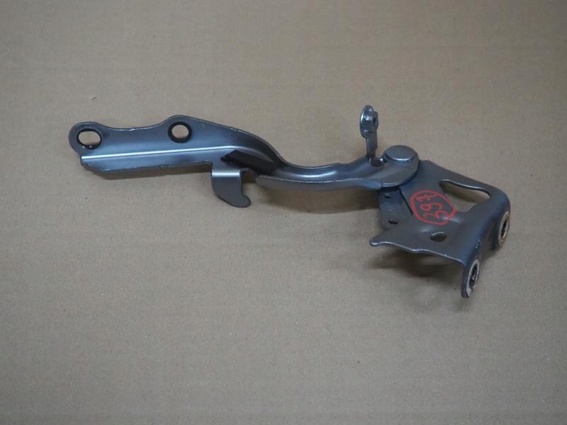 фото №3, Петля капот правый lexus nx