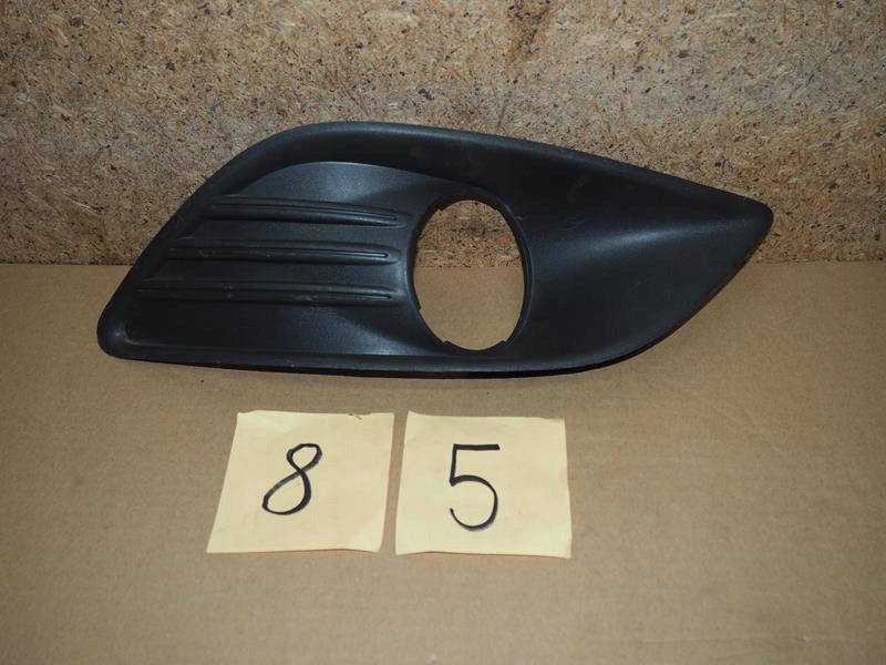 Купить Решётка бампера заглушка противотуманной фары правый  ford focus mk2