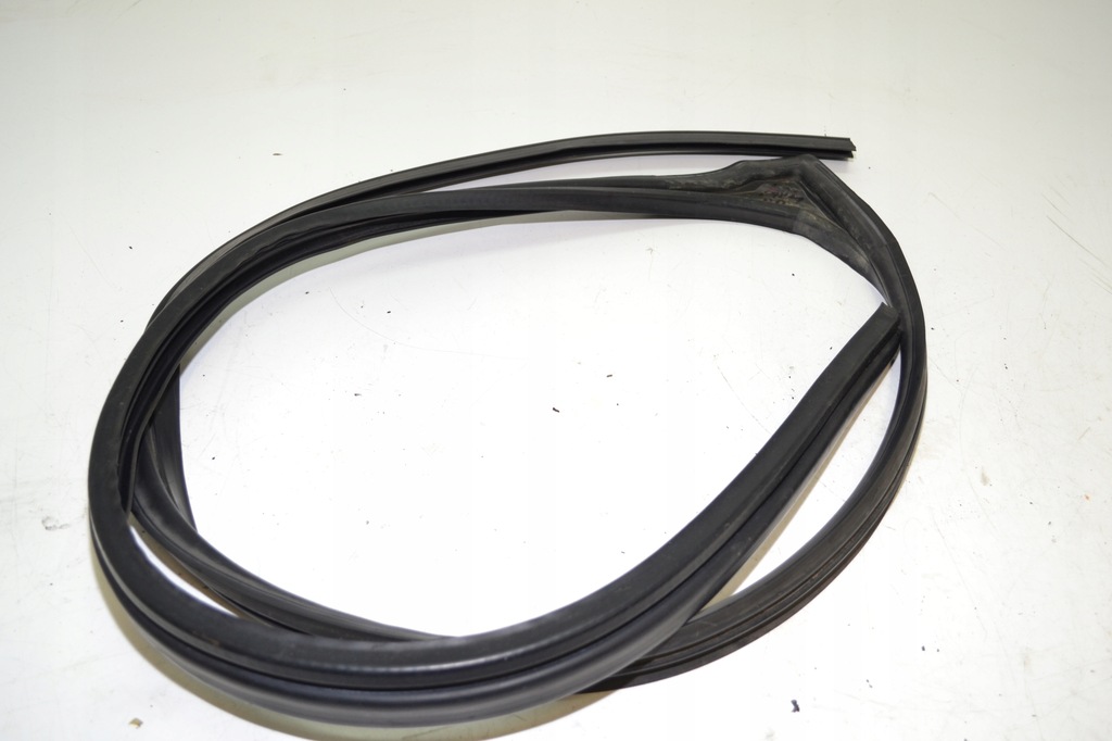 фото №1, A9607214580 mercedes actros mp4 прокладка левая дверь