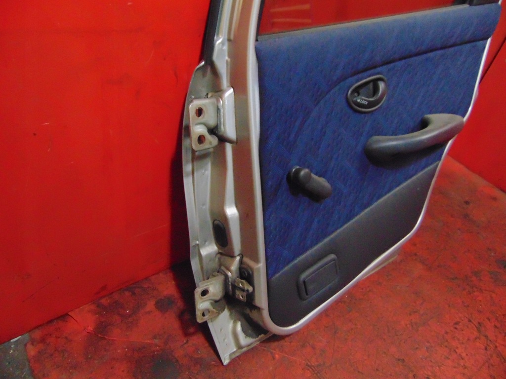 фото №10, Fiat albea дверь правое задняя задние 647