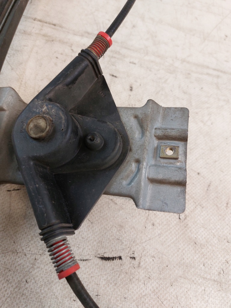 фото №11, Механизм стекло механический правый перед vw golf iii hb 5d